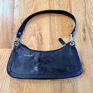 Chic Prague Black Leather Shoulder Bag